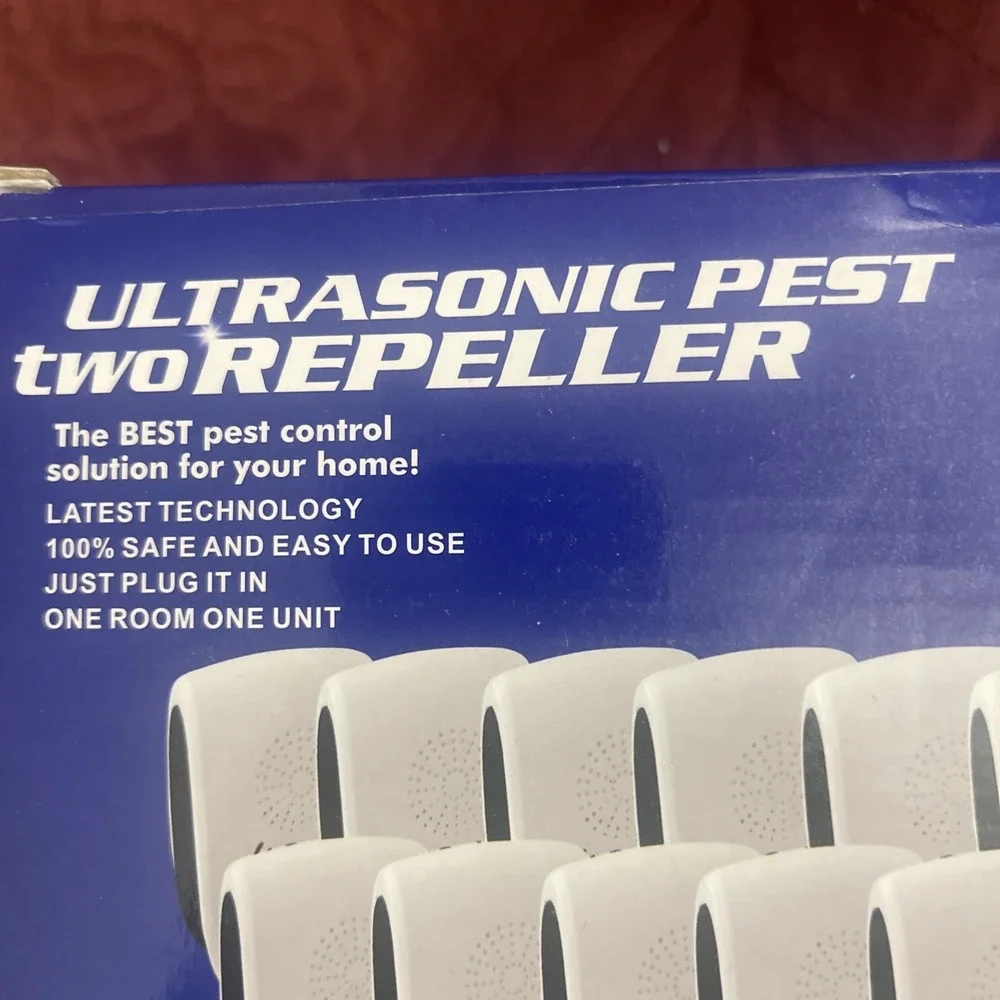 Ultrasonic Pest Two Repeller 12 Pack - One Room One Unit Safe And Easy To Use